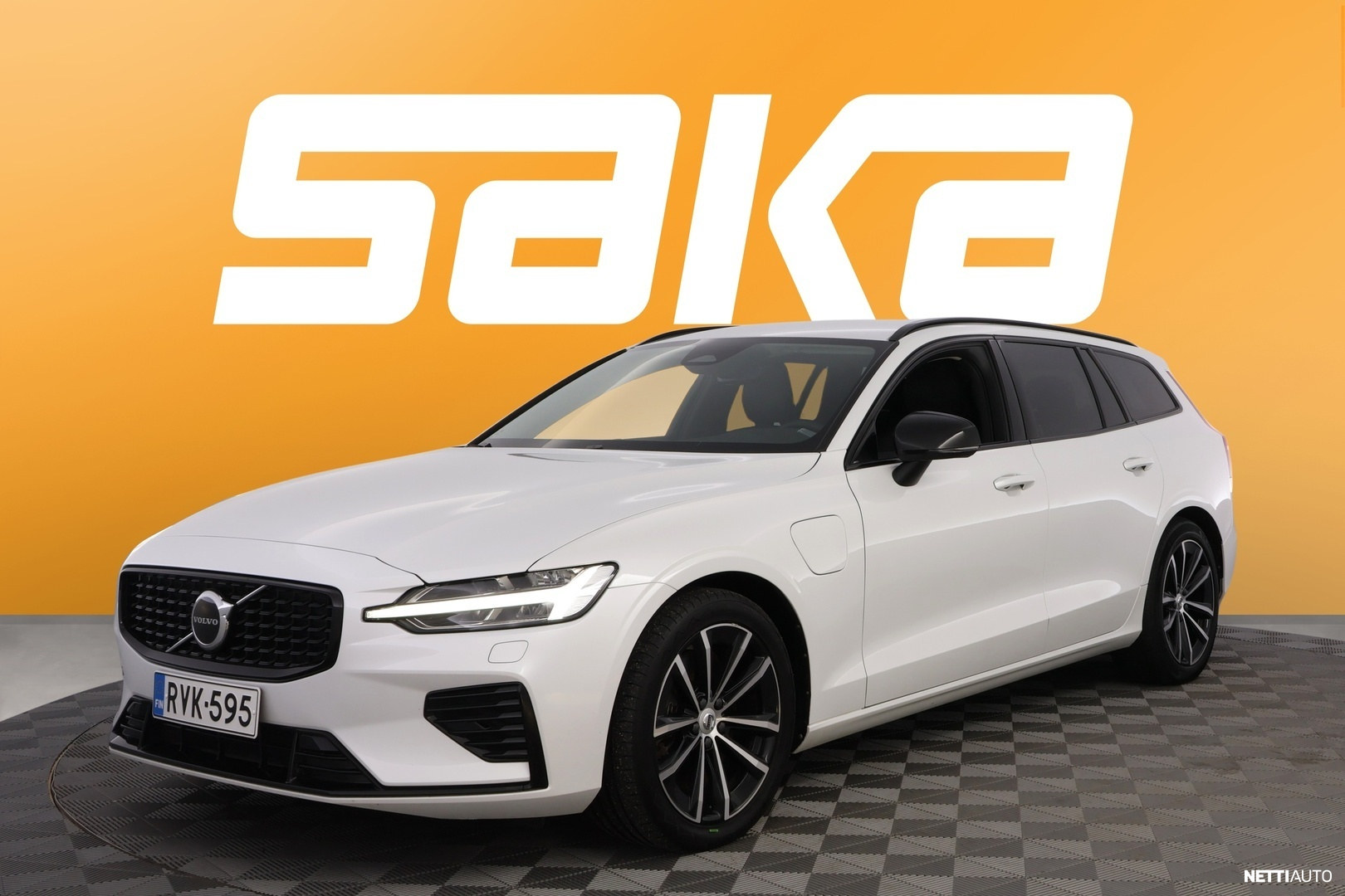 Volvo V60 2023, photo 4/34