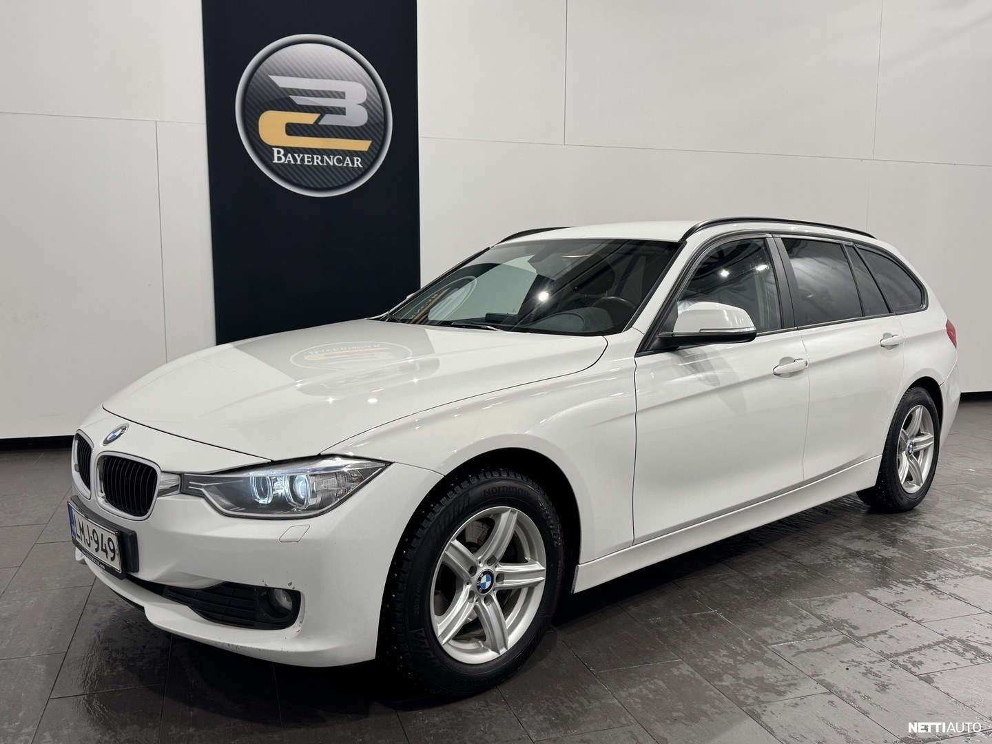 BMW 320