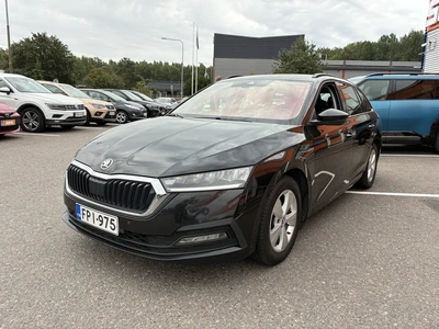 Skoda Octavia 2022, photo 2/6