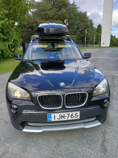 BMW X1 E84 SAV Business 2010, kuva 2/10