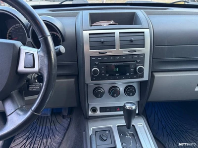 Dodge Nitro 2007, kuva 6/9