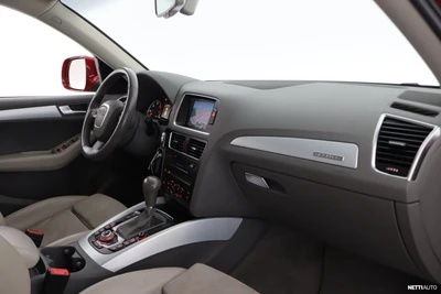 Audi Q5 2,0 TDI 130 kW quattro S tronic 2012, kuva 7/42