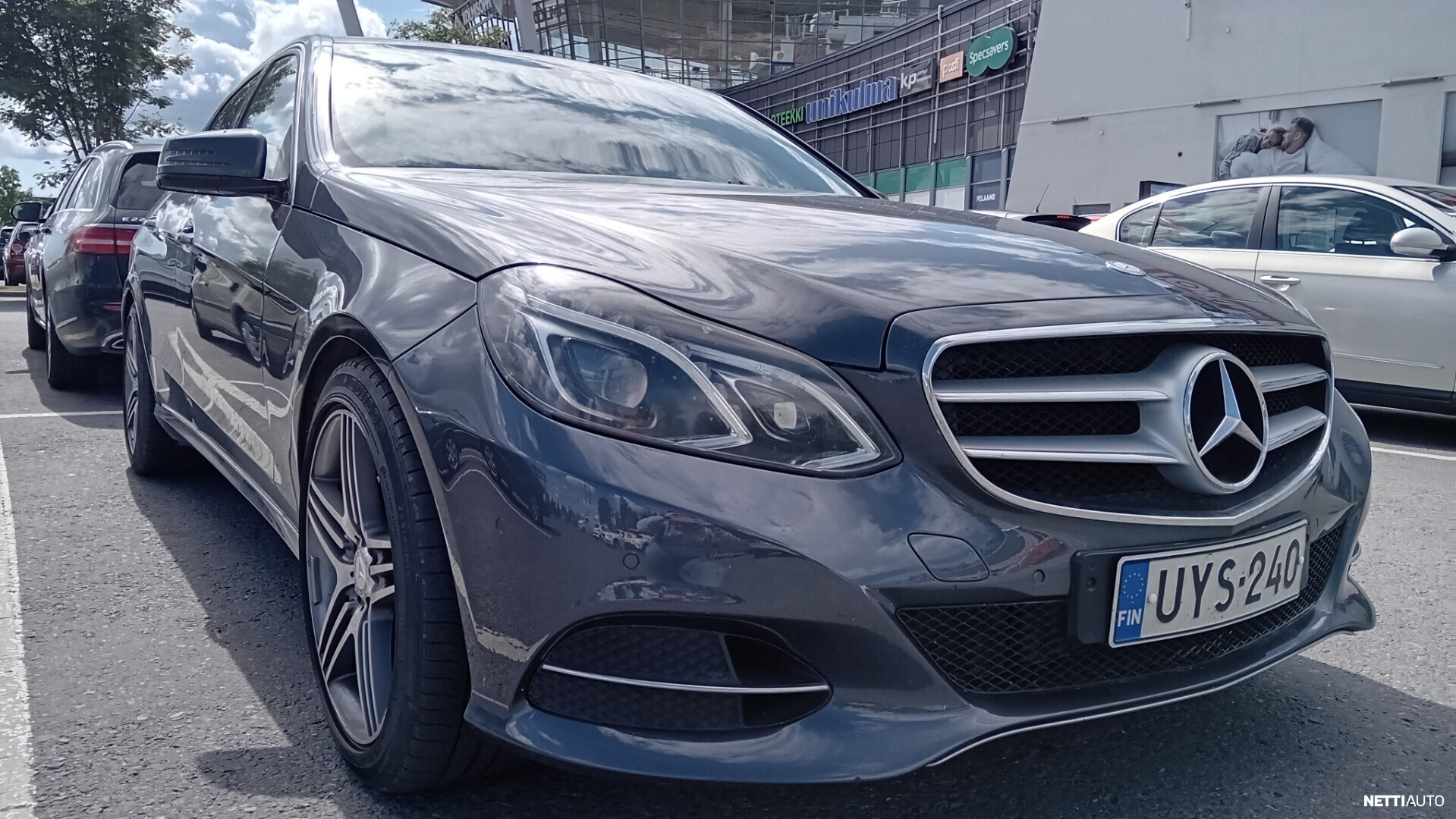 Mercedes-Benz E