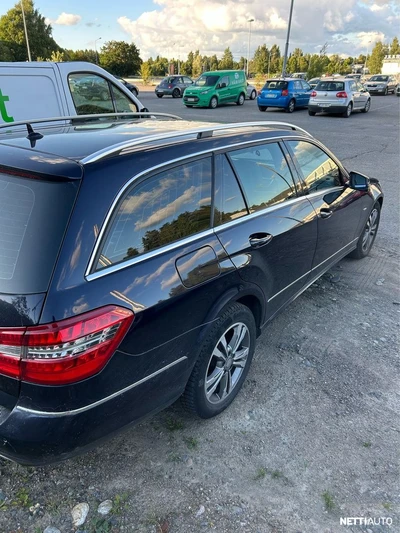 Mercedes-Benz E 2010, photo 7/8