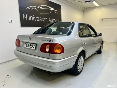 Toyota Corolla 2000, kuva 3/10