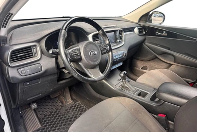 Kia Sorento 2,2 CRDi AWD EX A/T 5P 2016, kuva 3/4