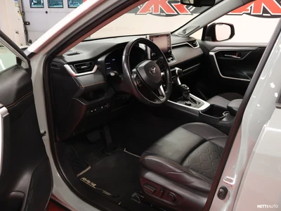 Toyota RAV4 2022, kuva 6/23