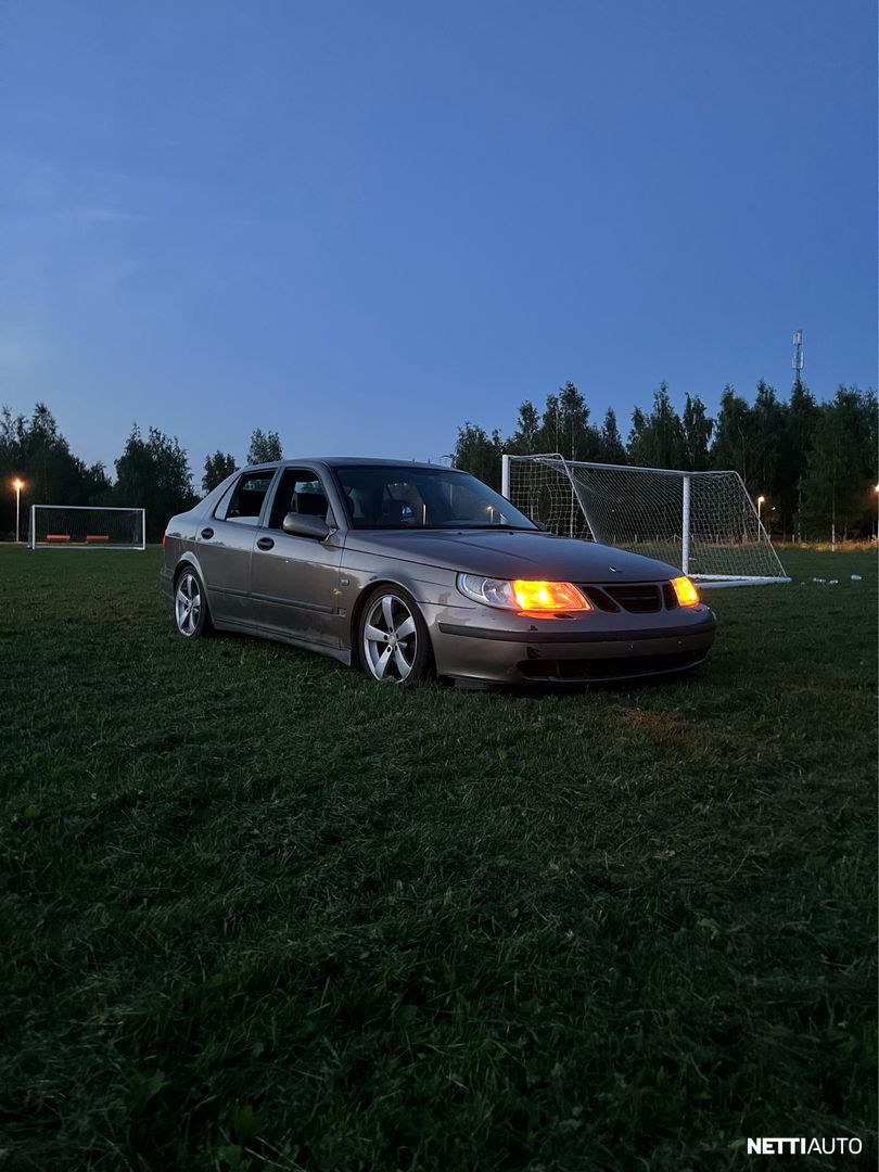 Saab 9-5
