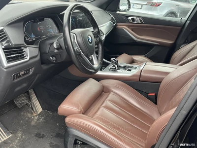 BMW X5 G05 xDrive45e A Charged Edition 2021, kuva 2/4