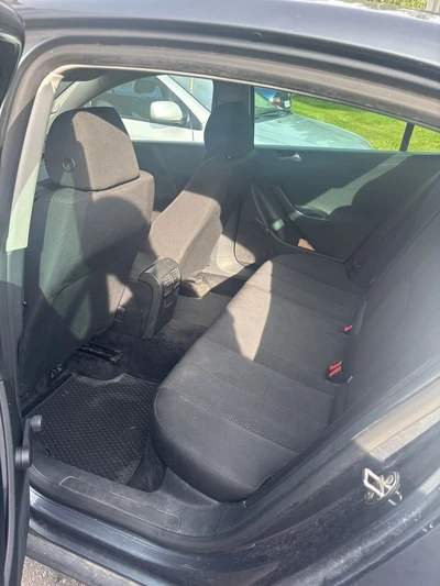 Volkswagen Passat 2009, kuva 5/5