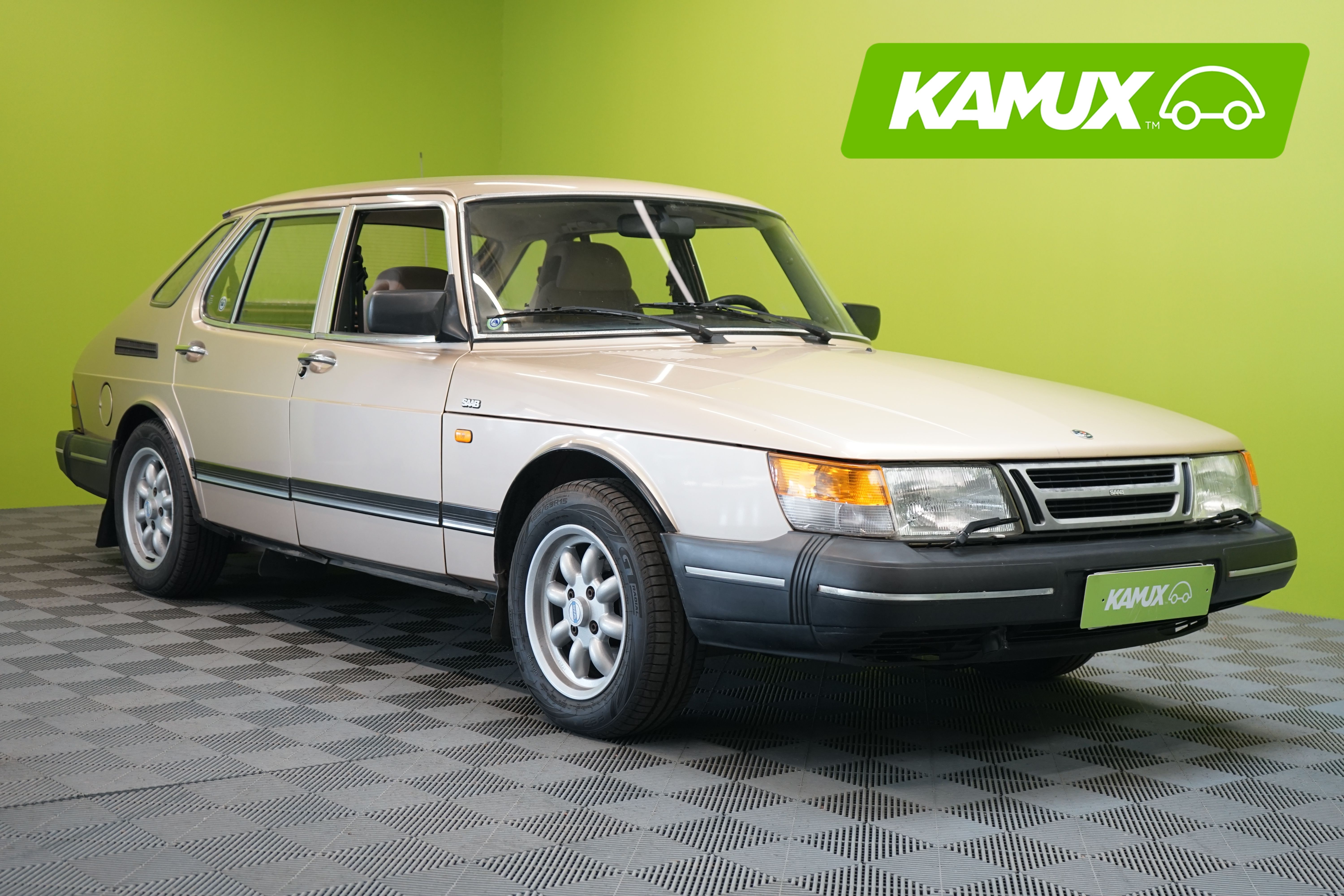 Saab 900 5D COMBI SEDAN 900I-IM/2520 **Katsastettu 5/2026**