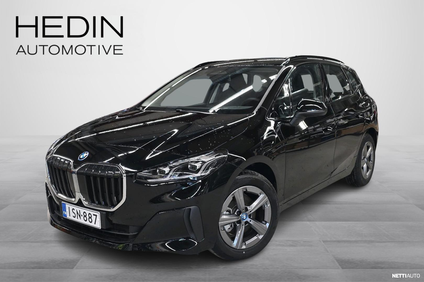 BMW 225