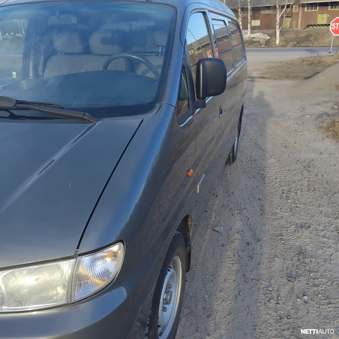 Hyundai H-1