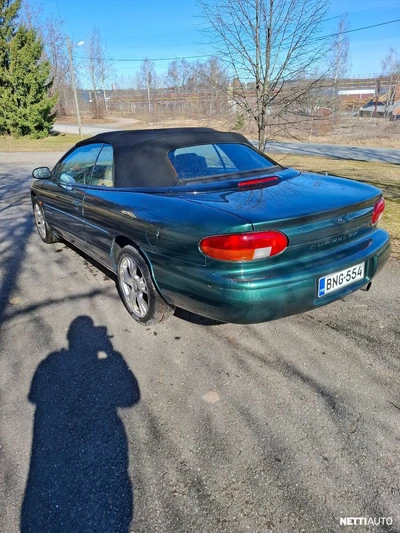 Chrysler Stratus 1998, kuva 2/9