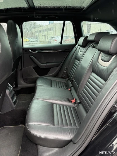 Skoda Octavia 2014, kuva 7/10
