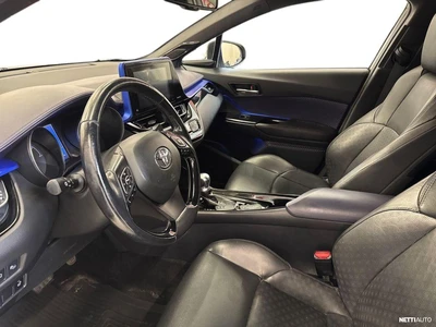 Toyota C-HR 1,8 Hybrid Premium 2017, kuva 7/37