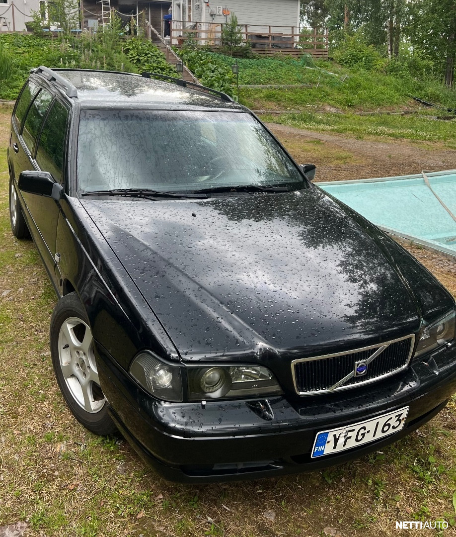 Volvo V70