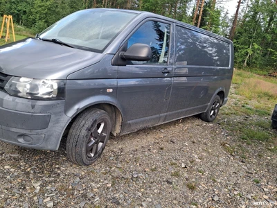 Volkswagen Transporter 2011, kuva 2/4