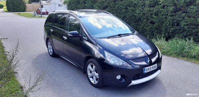 Mitsubishi Grandis 2009, kuva 2/21