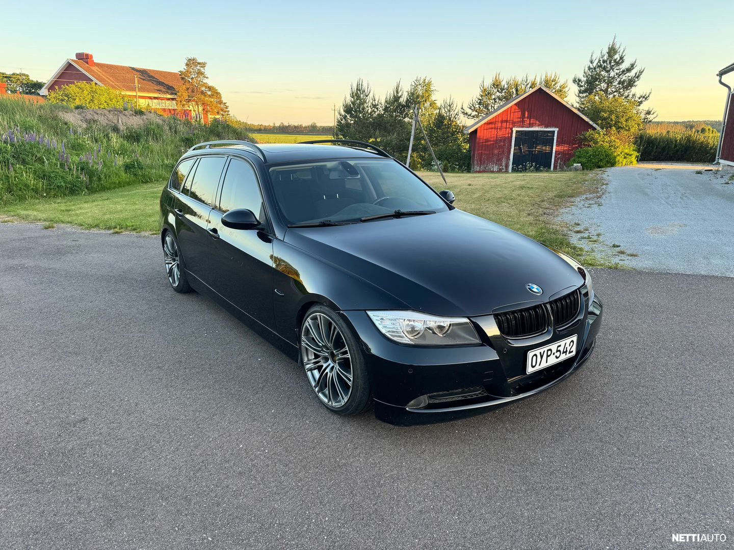 BMW 320