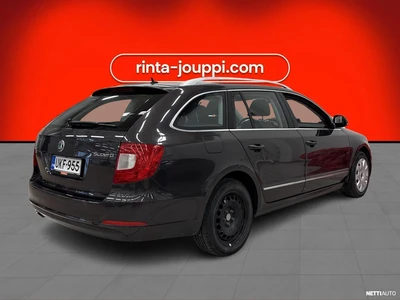 Skoda Superb Combi 1,4 TSI Comfort 2010, kuva 6/37