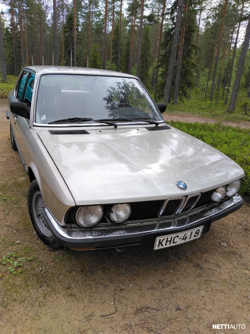 BMW 518