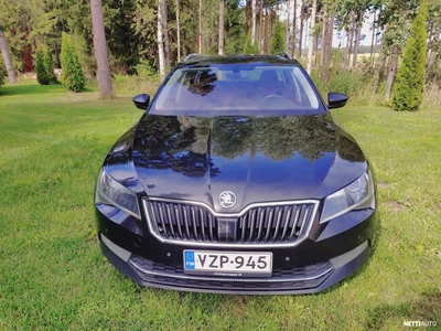 Skoda Superb 2018, photo 4/13