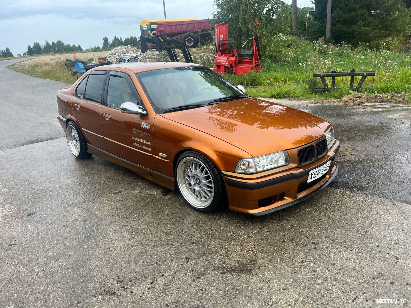 BMW 318iS