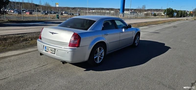 Chrysler 300C 2005, kuva 7/21