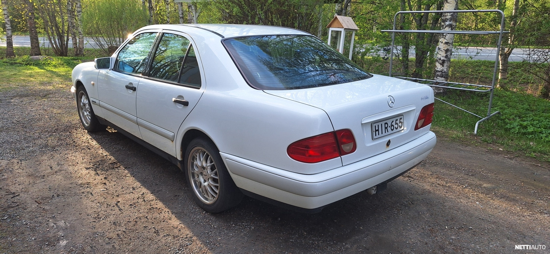 Mercedes-Benz E