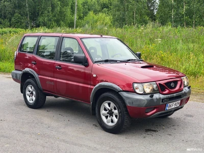 Nissan Terrano II 2001, photo 1/11