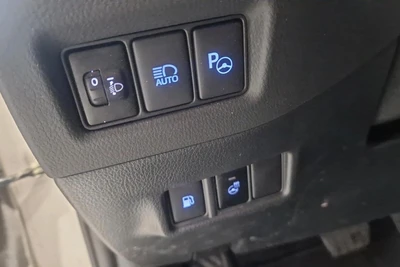 Toyota C-HR 2,0 Hybrid Intense 2021, kuva 7/16