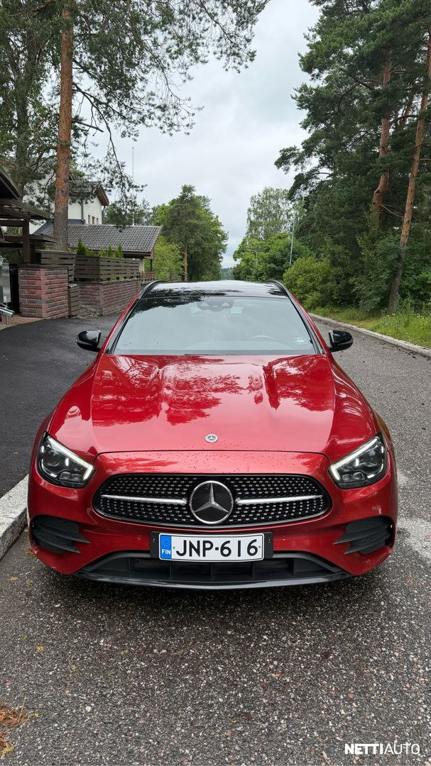 Mercedes-Benz E