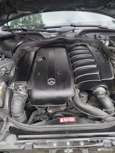 Mercedes-Benz 270 2004, kuva 4/8