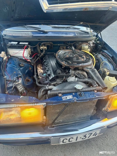 Mercedes-Benz 230 1976, kuva 6/16