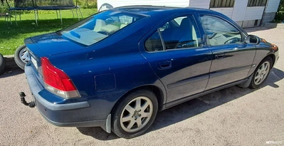 Volvo S60 2002, photo 3/4