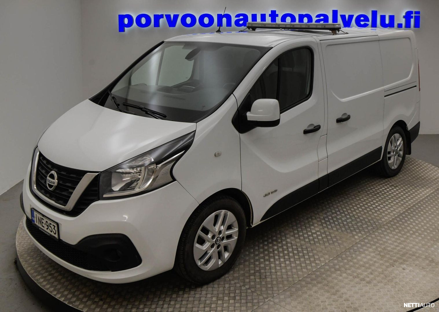 Nissan NV300