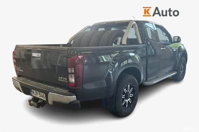 Isuzu D-Max Space Cab 3500 4WD 2,5 MT LS 2015, kuva 2/3