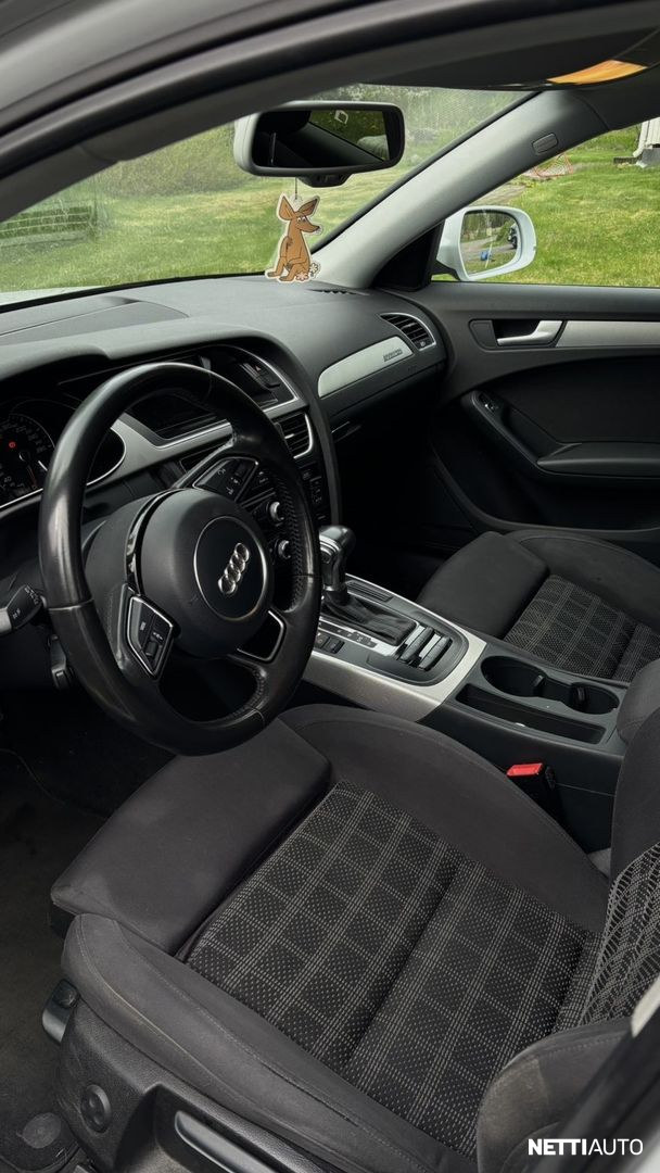 Audi A4 2013, photo 2/10