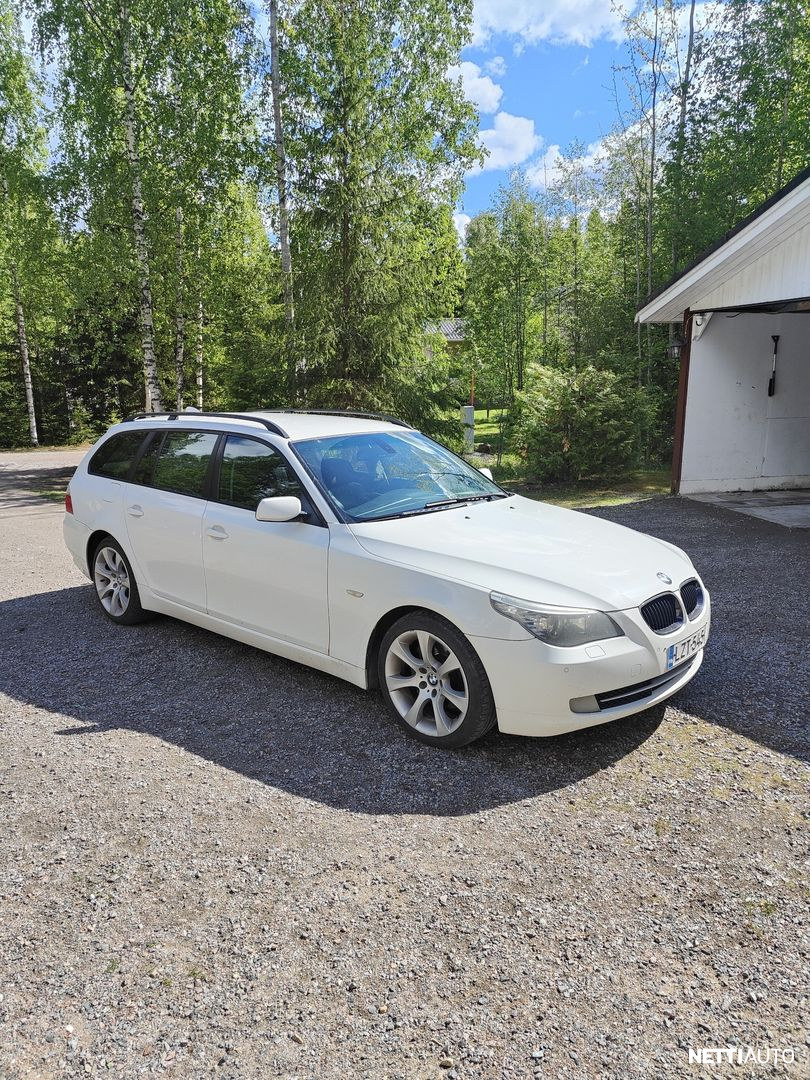 BMW 525