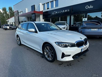 BMW 330 2021, kuva 1/10
