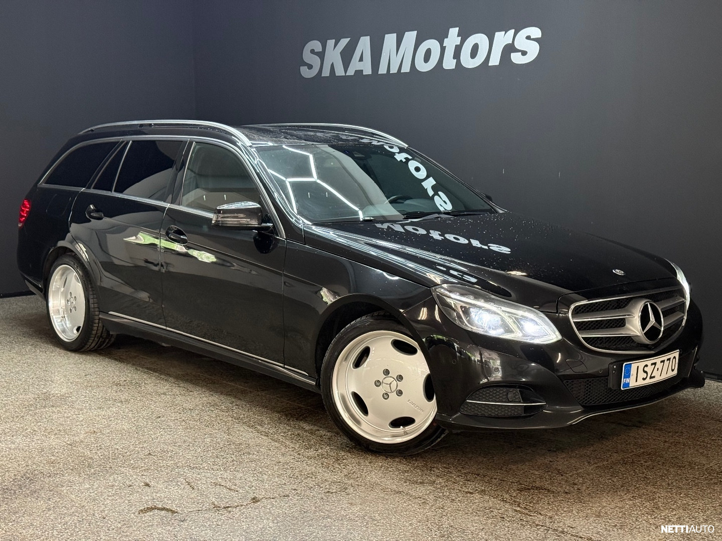 Mercedes-Benz E