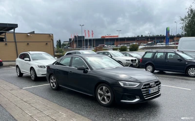 Audi A4 2021, photo 4/6