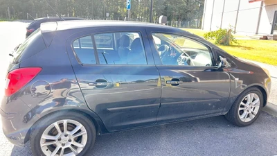 Opel Corsa 2007, photo 3/9