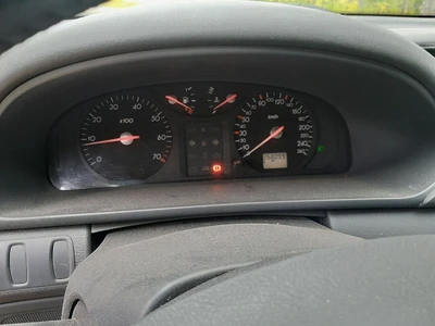 Renault Laguna 2004, kuva 4/5
