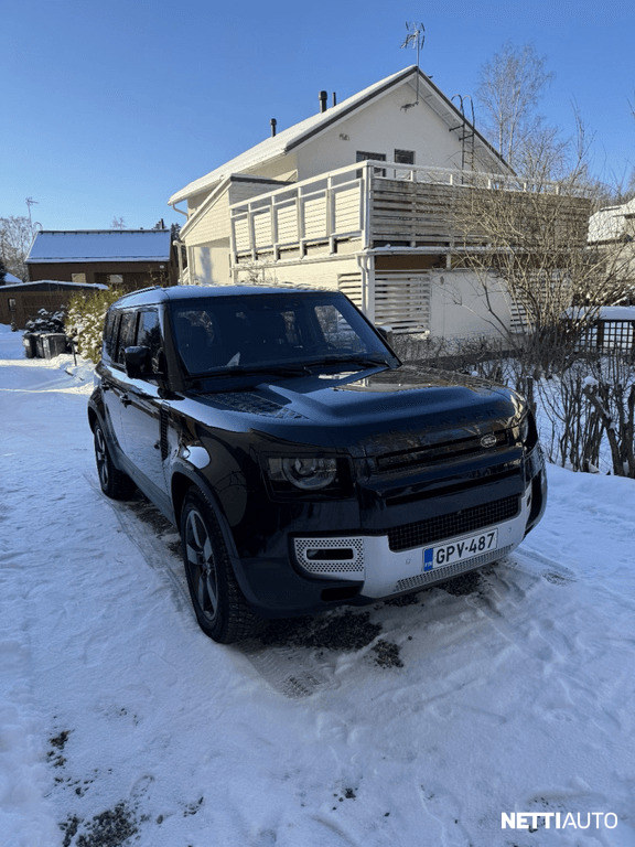 Land Rover Defender