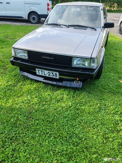 Toyota Corolla 1983, photo 6/22