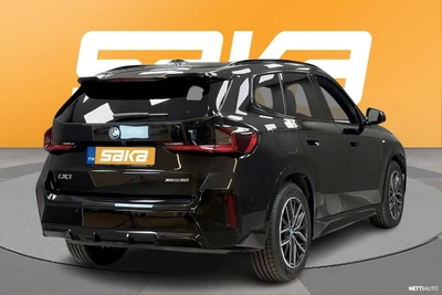 BMW iX1 U11 30 xDrive M Sport 2023, kuva 2/6