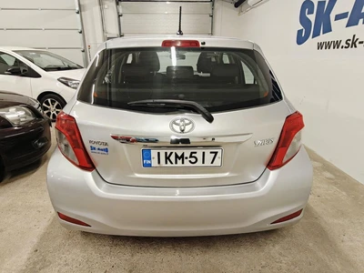 Toyota Yaris 2012, photo 6/10