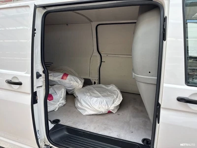 Volkswagen Transporter 2010, photo 5/17